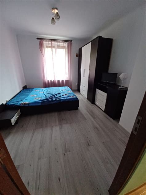 chirii brasov direct de la proprietar olx  Apartament