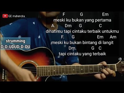 chordtela cassandra cinta terbaik  G Am 7 tak ada kisah tentang cinta G Am 7 yang bisa terhindar G/B A D dari air mata G Am 7 namun ku coba menerima G Am 7 hatiku membuka C B siap untuk terluka Reff: