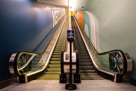 circa las vegas escalator  This 35-story, 777-room resort represents the first new casino in downtown Las Vegas in more than 40 years