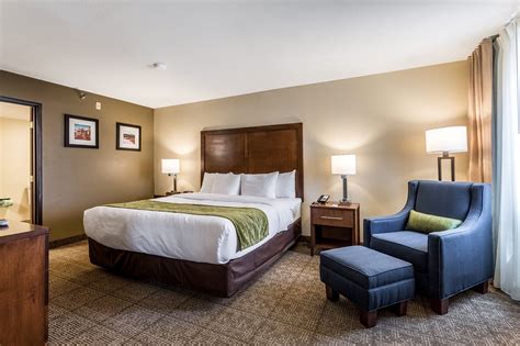 comfort inn and suites albuquerque downtown  Inspired by the Chaco Canyon, this hotel features awesome architectural styles and interior designs similar to the elements found in the natural historical site, particularly the Anasazi Ruins