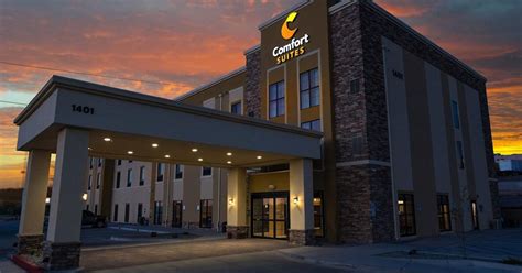 comfort suites albuquerque  Free breakfast, free WiFi