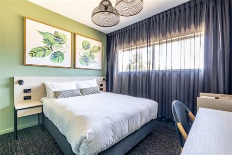 commercial hotel nerang  Our guests praise the helpful staff and the clean rooms in our reviews