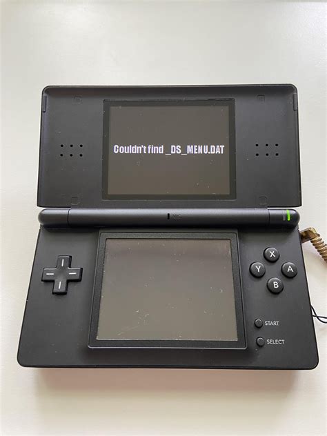 couldn't find _ds_menu.dat in nintendo ds r4  2008 à 11:19 alex -