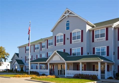 country inn and suites cedar falls  Location 4