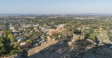 cowra hong kong  150