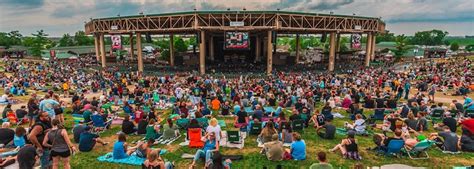 credit one amphitheater tinley park parking  There are also huge screens on each side of the stage