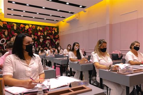 curso natalia beauty presencial  Próximo comienzo: Lunes 8 Enero 2024