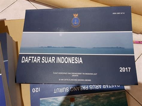 daftar suar indonesia  Maka dari itu, Jaka akan membagikan 20 lagu wajib nasional Indonesia beserta liriknya agar kamu nggak susah-susah meghafal dan mencari liriknya, baik untuk keperluan belajar