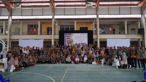 daratan rendah bali  Relief bumi yang berbeda-beda menyebabkan adanya gunung, bukit, dan pantai