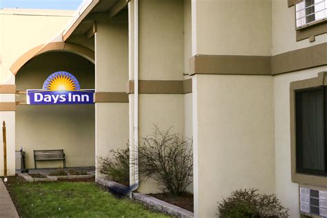 days inn bloomington mn Book the Days Inn Bloomington West and discover one of the best values in town