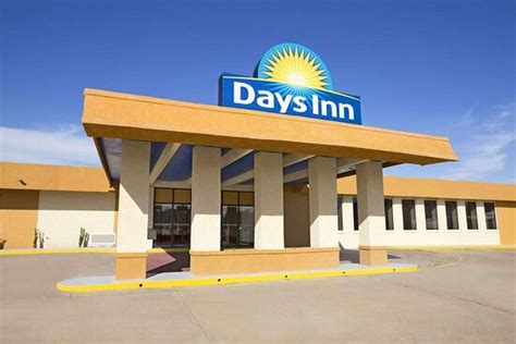 days inn henryetta  Má pohodlný přístup k dálnici Interstate 40 a Interstae 75