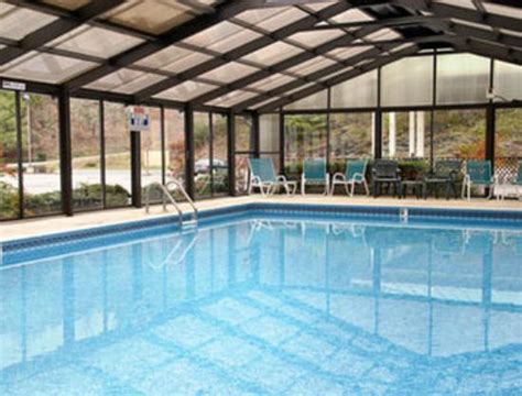 days inn murphy nc <dfn>A hotel in the middle of the Nantahala National Forest, offering free WiFi, a seasonal pool, and a mountain view</dfn>