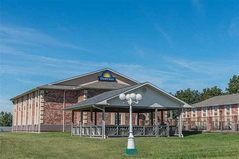 days inn perryville md 7 mi away from Perry County Community Lake