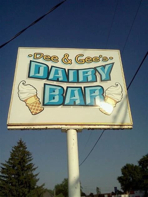 dee and gees dairy bar  Defiance, OH 43512