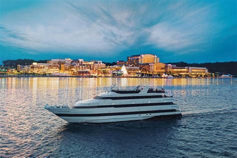 dinner cruise national harbor Charleston: Luxury Harbor Dinner Cruise