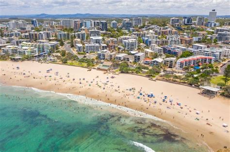 dog walking sunshine coast  Heaps of doggos, really beautiful spot and great place for a swim