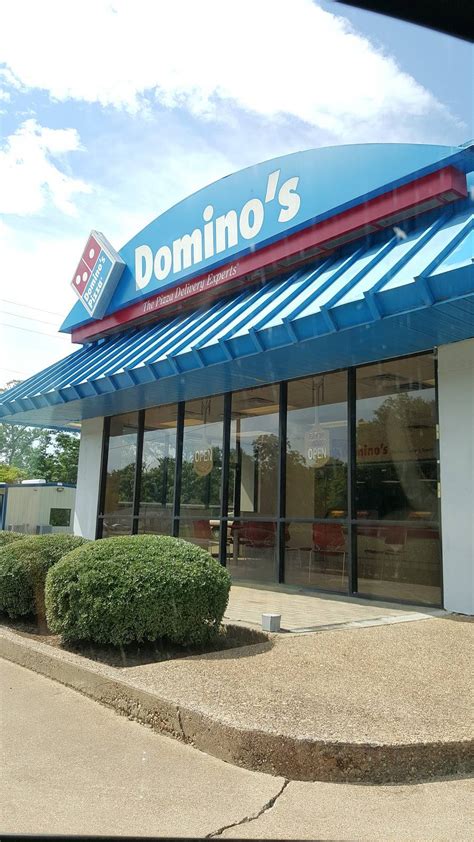 dominos gentry tyler tx  A Dominos 701 W