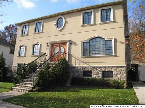 dongan hills real estate  single family home built in 1970 that was last sold on 10/16/2020