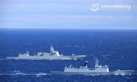 dongpinghu 960  Naval sailors from Russia and China undertook coordinated tactical maneuvering and drills