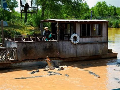 down da bayou coushatta louisiana  20