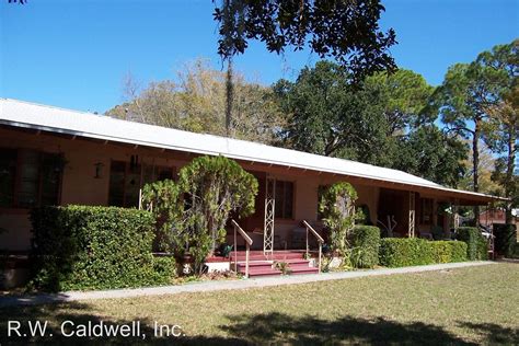 downtown gulfport fl apartments  Oven