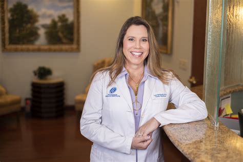 dr lara hitchcock orlando  Family Medicine