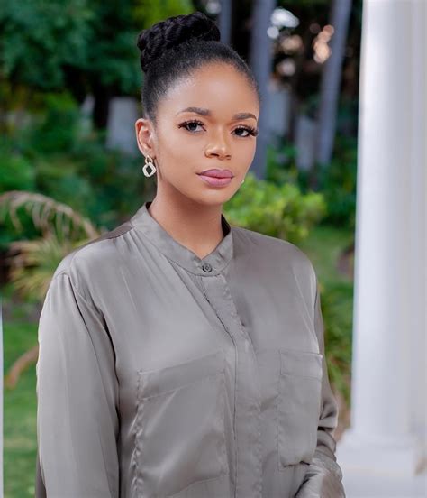 dr nandipha magudumana Nandipha Magudumana – or Dr Nandipha as she is commonly known – has a lot of explaining to do following her arrest alongside alleged boyfriend Thabo Bester in Tanzania