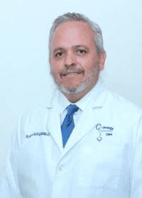 dr robert puig urologist miami  Dr