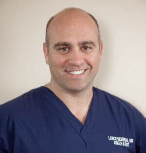 dr. silverman podiatrist  He graduated with honors from Kent State University College Of Podiatric Medicine in 1980