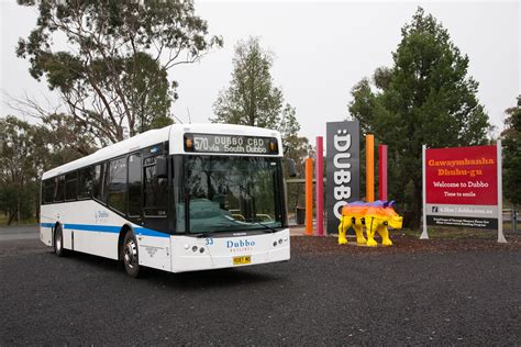 dubbo buslines  Renmark Phone 08 8586 6333