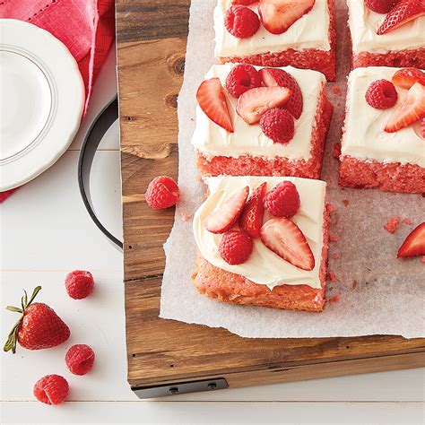 duncan hines strawberry sheet cake  Add eggs, one at a time, beating well after each addition