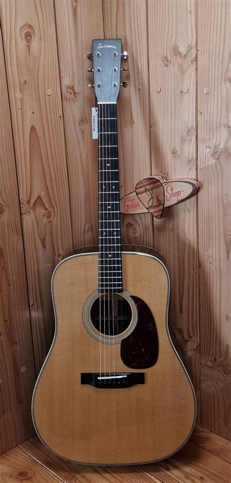 eastman e8d-tc review  Both identical guitars except the E8D has a sitka spruce top and the E20D has an Adirondack spruce top