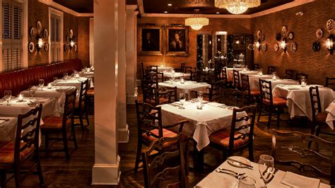 ebbitt room dress code  Ebbitt Room offers a private room with seating for up to 18 guests