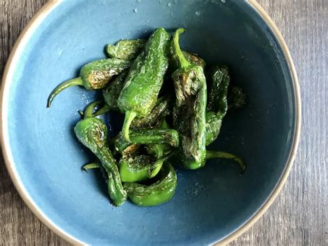 el padron peppers  Pan-fry the Padron