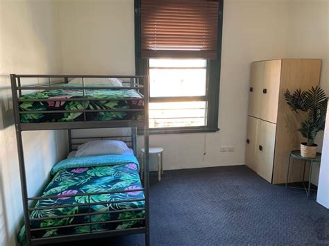 elephant backpacker sydney  The property features a convenient 24/7 check-in service and is walking distance from local attractions including the Royal Botanic Gardens, The Domain and the Sydney Opera House