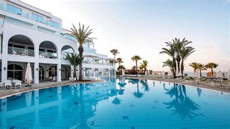 ellis hotel larnaca  Travel with comfort when booking a room with Golden Bay Beach Hotel, the most popular 5-star hotel in Larnaca (8