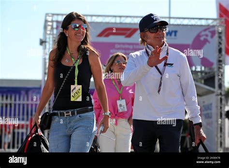 emerson fittipaldi rossana fanucchi Download this stock image: Emerson Fittipaldi, former Formula 1 racing driver, with woman Rossana Fanucchi, Red Carpet, Laureus Awards 2018 at Sporting, Principality of Monaco - 2JG7D53 from Alamy's library of millions of high resolution stock