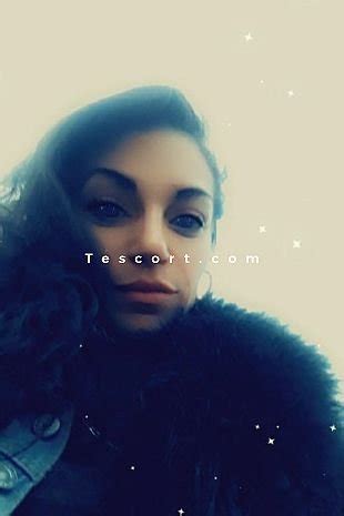 escort girl besançon  Bonjour Messieurs !! Ravie de vous voir ici