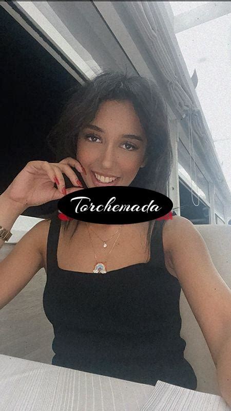 escort poirino Vogliosa Maestra Escort Girl Annuncio per incontri a Torino Donna matura espertissima puttanone molto brava con un bel culo,leccami tutta