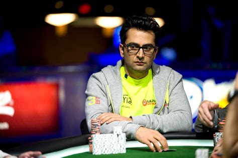 esfandiari net worth  Net Worth: $25 Million Date of Birth: Dec 8, 1978 (44 years old) Place of Birth: Tehran Gender: Male Profession: Professional Poker Player, Actor, Illusionist Nationality: United States of