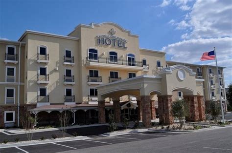 evangeline downs hotel opelousas la  Show prices