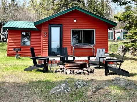 eve's place lakeside cabins  The idyllic setting paired with the cozy cabins make for a getaway that is nothing short of amazing