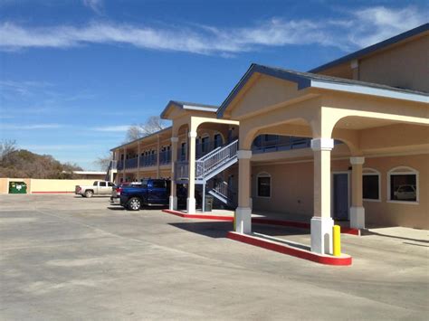 executive inn dayton tx  All 24 rooms have comforts such as air conditioning, in addition to amenities like free WiFi