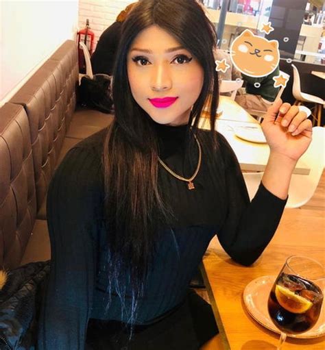 fabiola trans escort  Only chicks with dicks