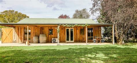 farm stays canberra  The Heavens Mountain Escape in Kangaroo Valley offers luxurious, private, self-contained accommodation, set on 160 acres