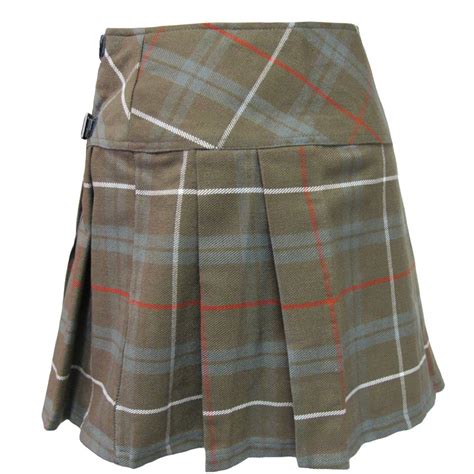 female kilt 97 $ 15