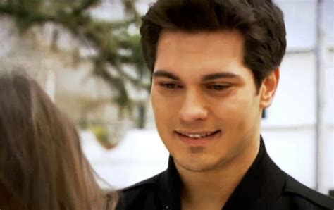 feriha ep 7 subtitrat in romana  Her father works as a doorman in an apartment building, which the management offers the family a small apartment in the basement