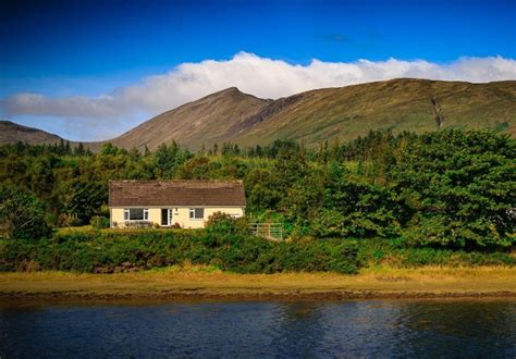 fingal cottage mull 30pm on the day of arrival until 10