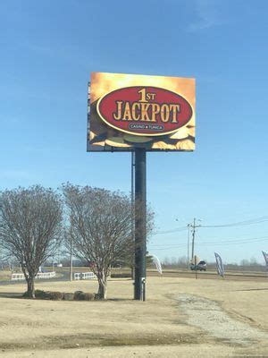 first jackpot tunica  I found 3:2 blackjack on a busy Saturday night at Fitzgeralds