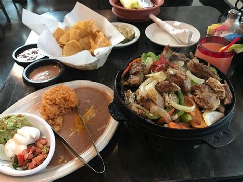 flaming fajitas henderson nv  702-331-9600